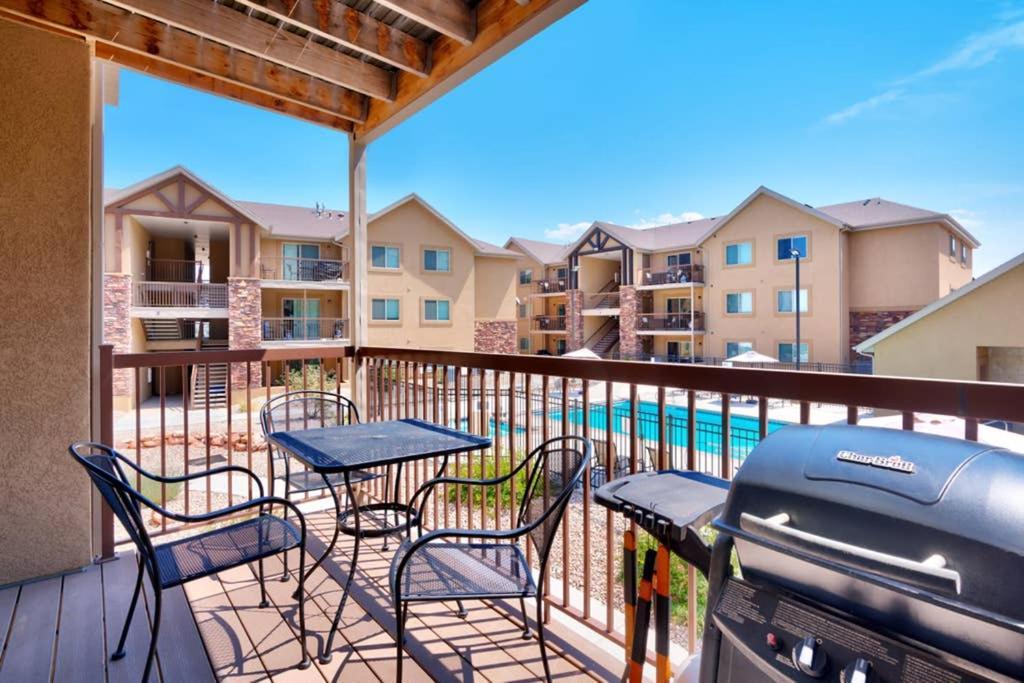 6L Top Floor Redcliff Condo, Pool & Hot Tub Moab Exteriör bild